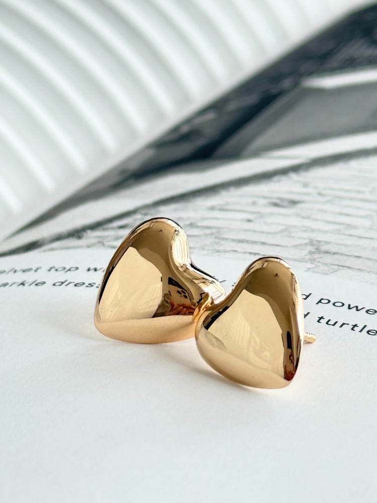 ANNIKA INEZ アニカイネズ 2025新作 MINI HEART STUDS ミニハート ANNIKA INEZ アニカイネズ 2025新作 MINI HEART STUDS ミニハート