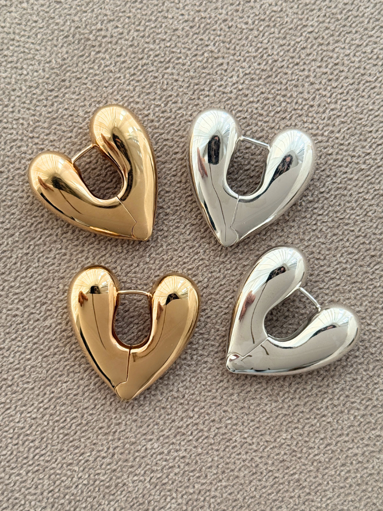 ANNIKA INEZ アニカイネズ LARGE HEART HOOP ピアス