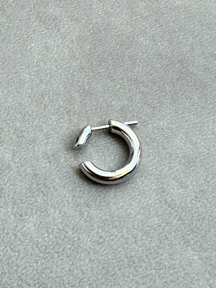 MARIA BLACK マリアブラック Disrupted 14 Hoop Silver フープ 片耳