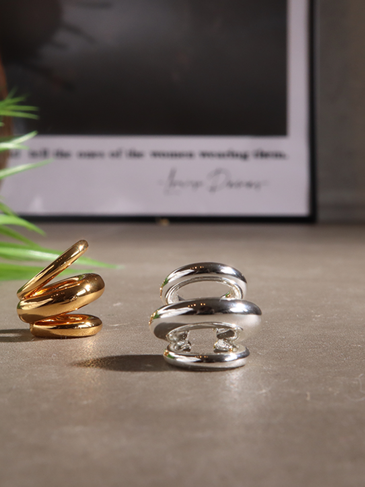 JENNY BIRD ジェニーバード TOME TRIPLE EAR CUFF イヤーカフ – CALIDA JENNY BIRD ジェニーバード TOME TRIPLE EAR CUFF イヤーカフ – CALIDA