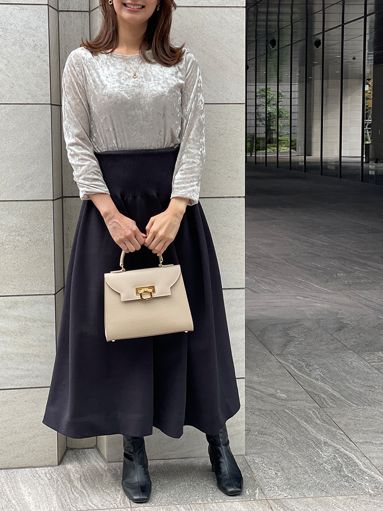 CARBOTTI カルボッティ LOREN444 ハンドバッグ レザー バッグ – CALIDA CARBOTTI カルボッティ LOREN444 ハンドバッグ レザー バッグ – CALIDA