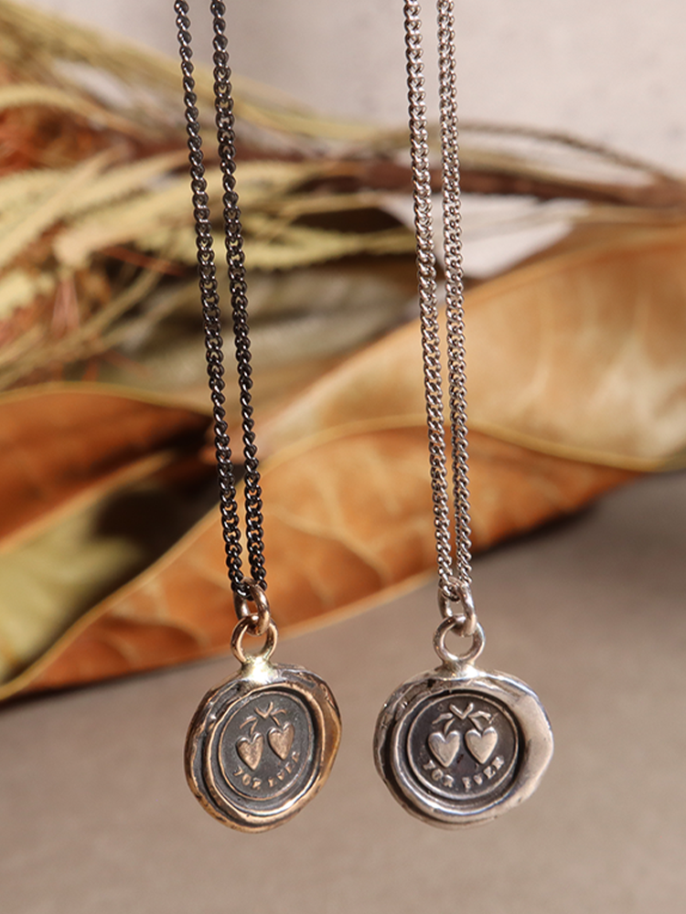 Pyrrha ピュラ “HEARTS” コインネックレス ユニセックス – CALIDA Pyrrha ピュラ “HEARTS” コインネックレス ユニセックス – CALIDA