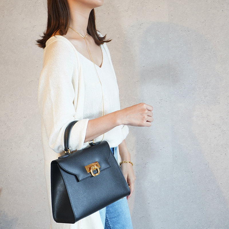 CARBOTTI カルボッティ LOREN444 ハンドバッグ レザー バッグ CARBOTTI カルボッティ LOREN444 ハンドバッグ レザー バッグ