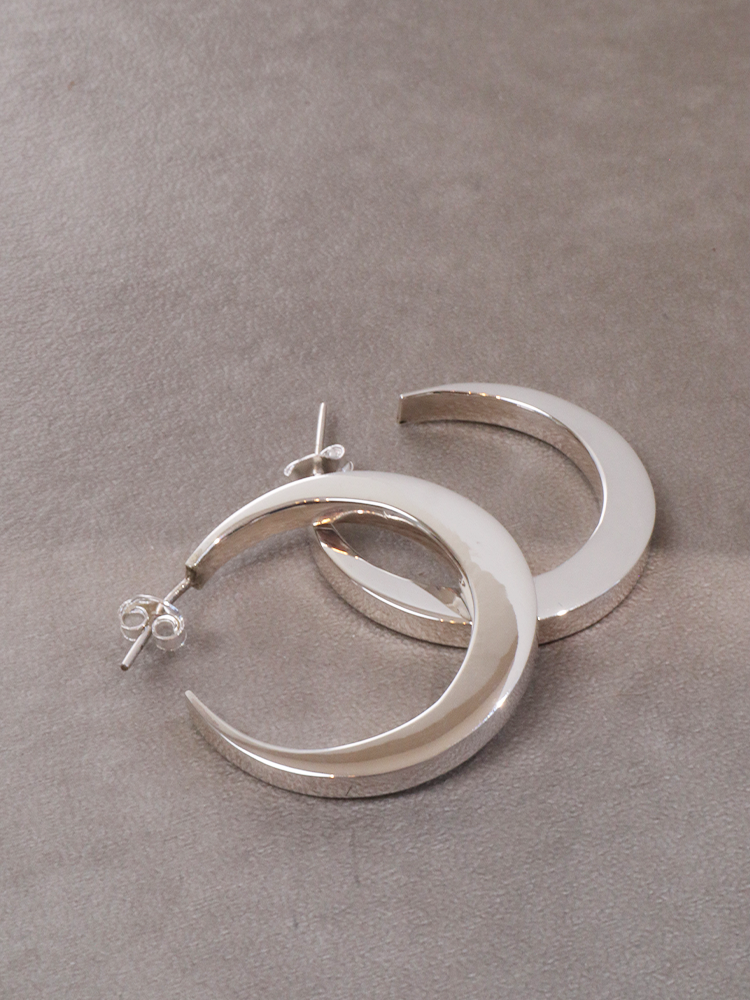 NINA&JULES ニナエジュール Moon Hoop Medium フープ ピアス NINA&JULES ニナエジュール Moon Hoop Medium フープ ピアス
