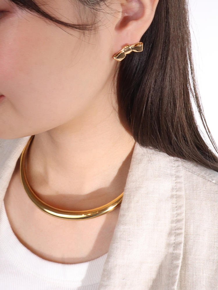 人気ブランド【Annika Inez】Petit Cravatピアス GOLD ANNIKA INEZ アニカイネズ PETIT CRAVAT STUDS ピアス – CALIDA