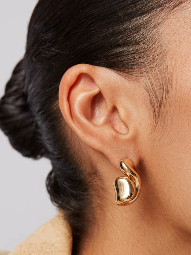 【JENNY BIRD】カナダ発 人気 Estelle ツイスト ピアス JENNY BIRD ジェニーバード Estelle ツイスト ピアス – CALIDA