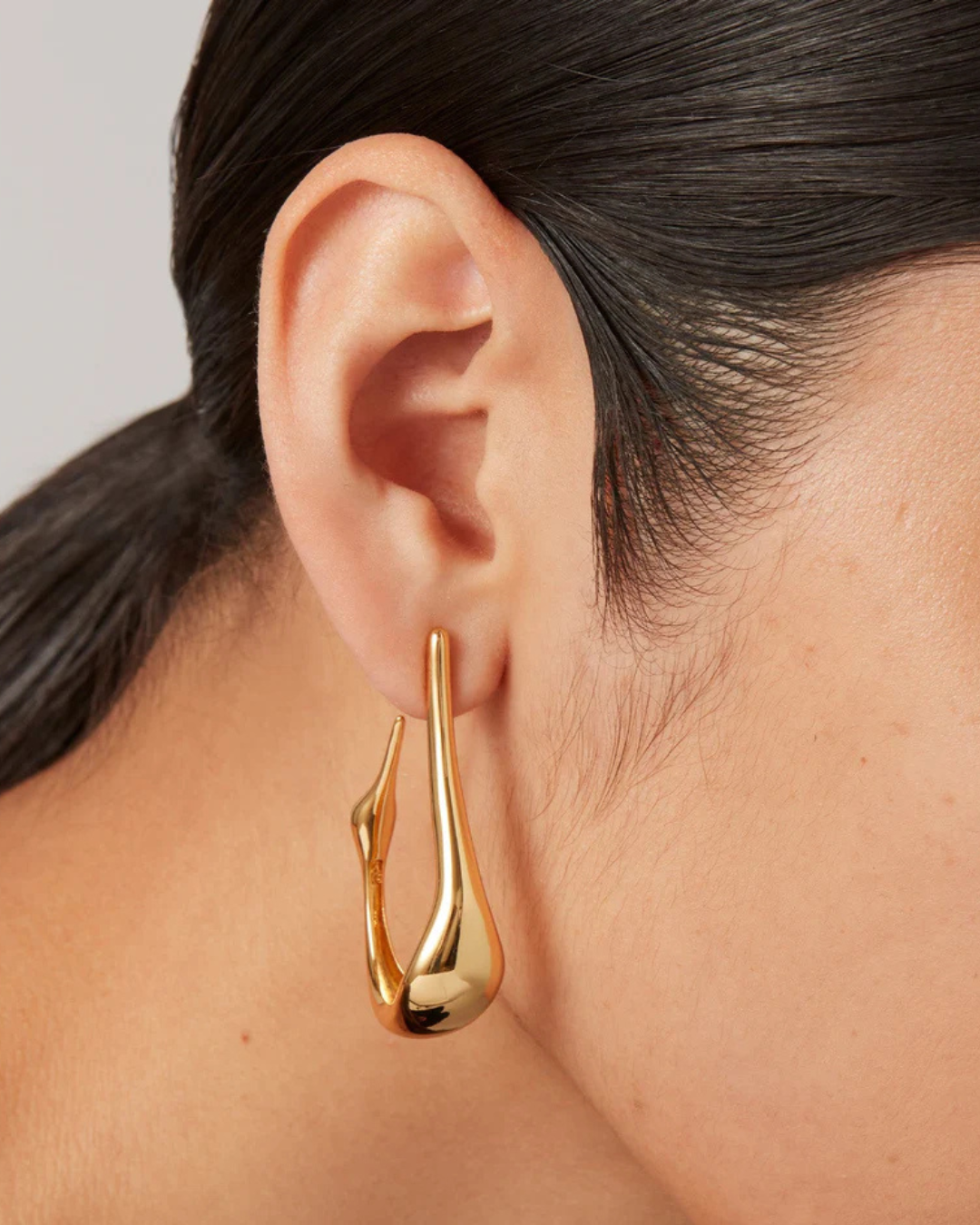 JENNY BIRD ジェニーバード Colette Hoop Medium フープピアス JENNY BIRD ジェニーバード Colette Hoop Medium フープピアス