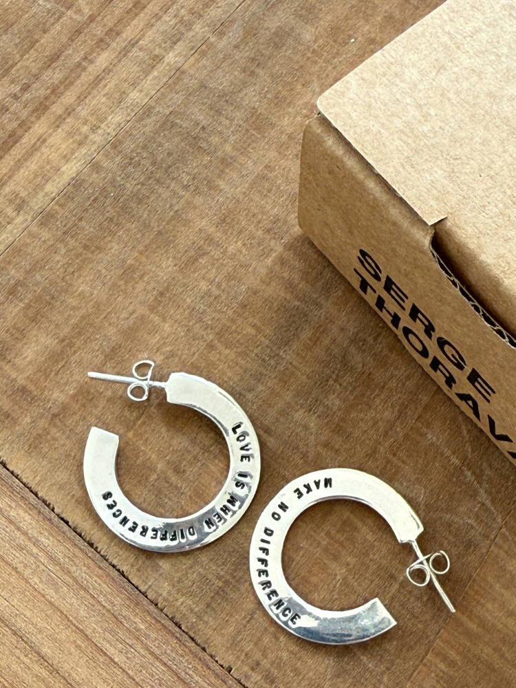 SERGE THORAVAL セルジュ・トラヴァル LOVE IS フープ ピアス – CALIDA SERGE THORAVAL セルジュ・トラヴァル LOVE IS フープ ピアス – CALIDA