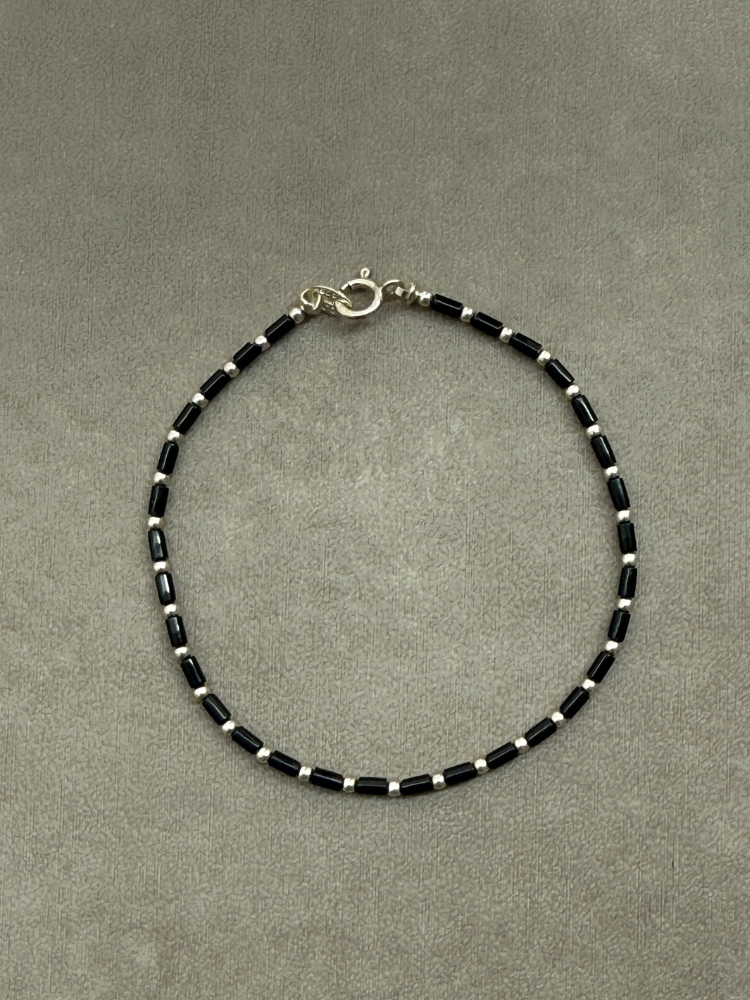 HARPO ハルポ BEADS ブレスレット ブラックジェット – CALIDA HARPO ハルポ BEADS ブレスレット ブラックジェット – CALIDA