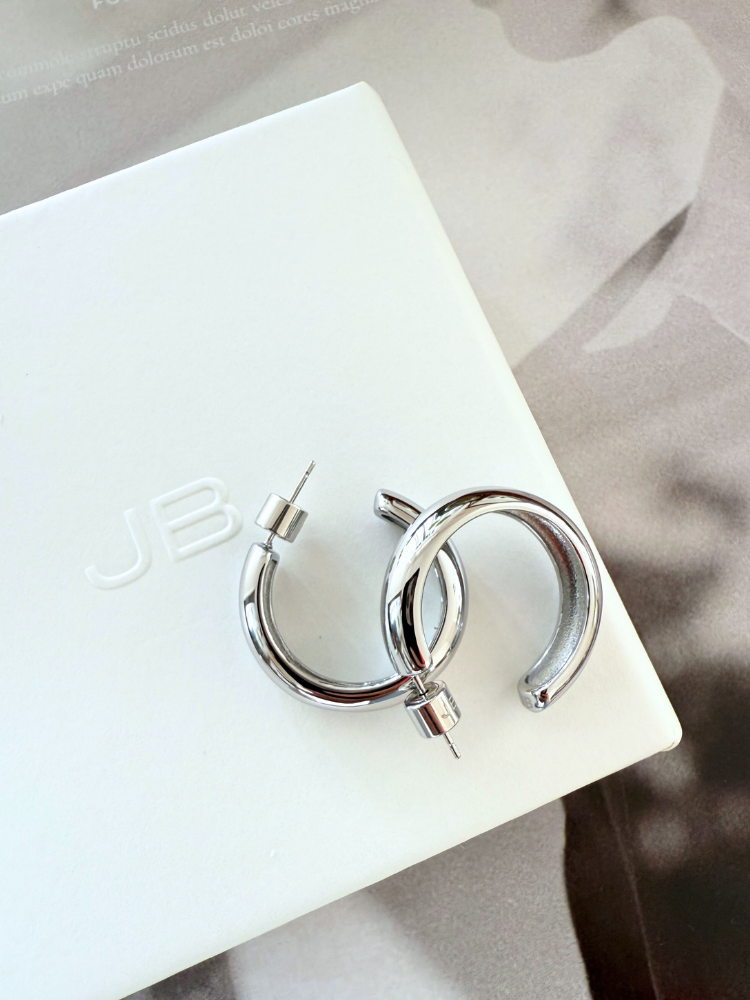 JENNY BIRD ジェニーバード Staple Hoop Medium フープピアス JENNY BIRD ジェニーバード Staple Hoop Medium ミディアム