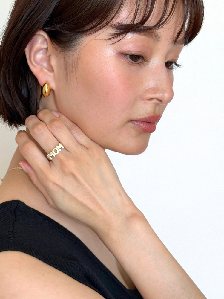 MARIA BLACK マリアブラック Tryvann Pillow Gold ピアス ゴールド MARIA BLACK マリアブラック Tryvann Pillow Gold ピアス ゴールド