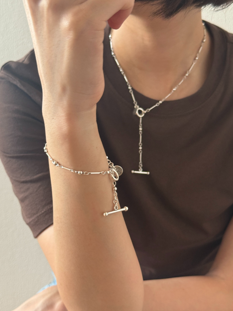PHILIPPE AUDIBERT　フィリップオーディベール GARNETSilver ネックレス　シルバー