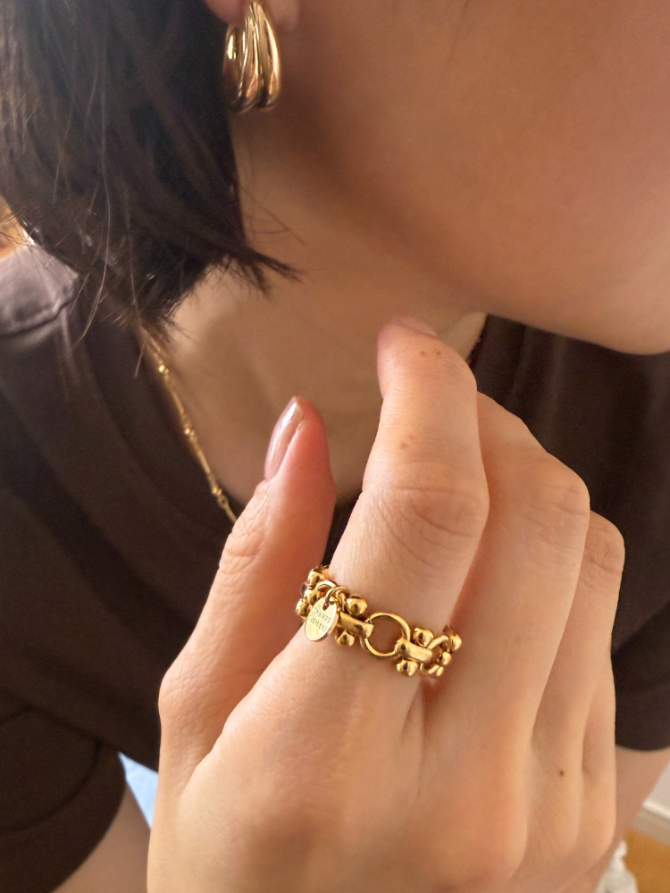 PHILIPPE AUDIBERT フィリップオーディベール LEOVILLE PM Gold ピアス PHILIPPE AUDIBERT フィリップオーディベール LEOVILLE PM Gold ピアス