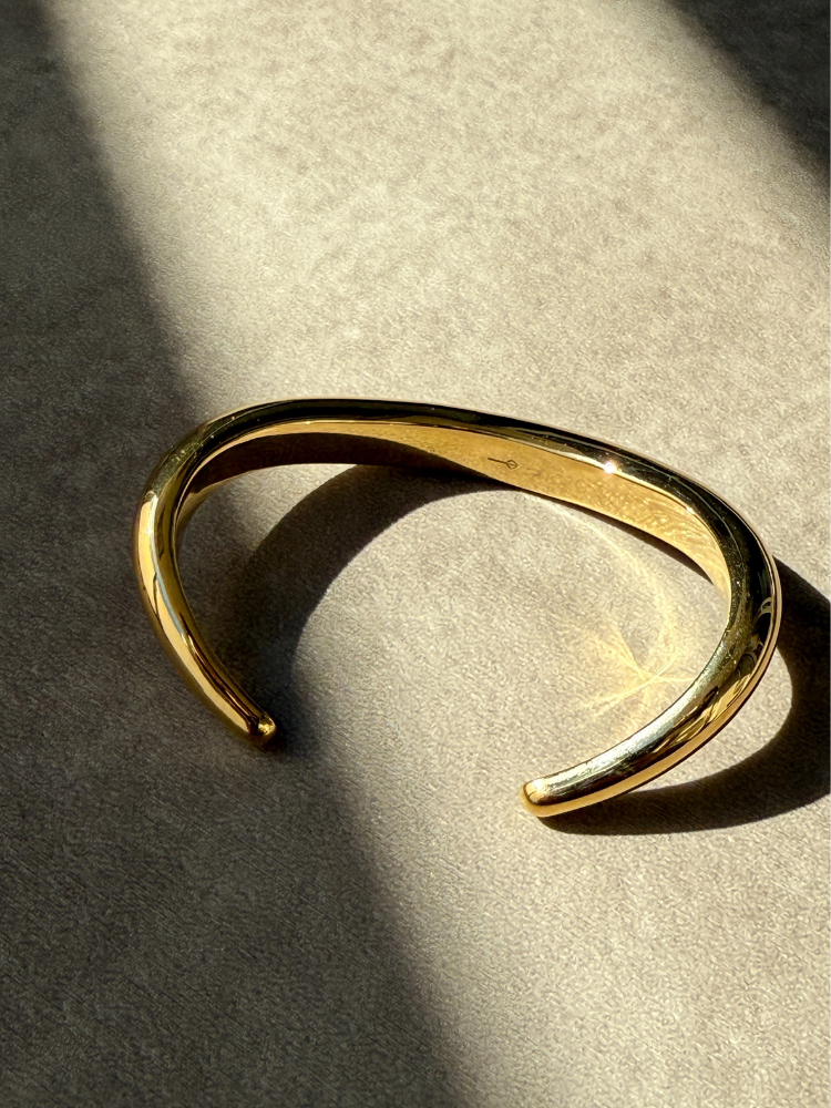 GABRIELA ARTIGAS ガブリエラ アルティガス Gold Wave Cuff ゴールド GABRIELA ARTIGAS ガブリエラ アルティガス Gold Wave Cuff ゴールド