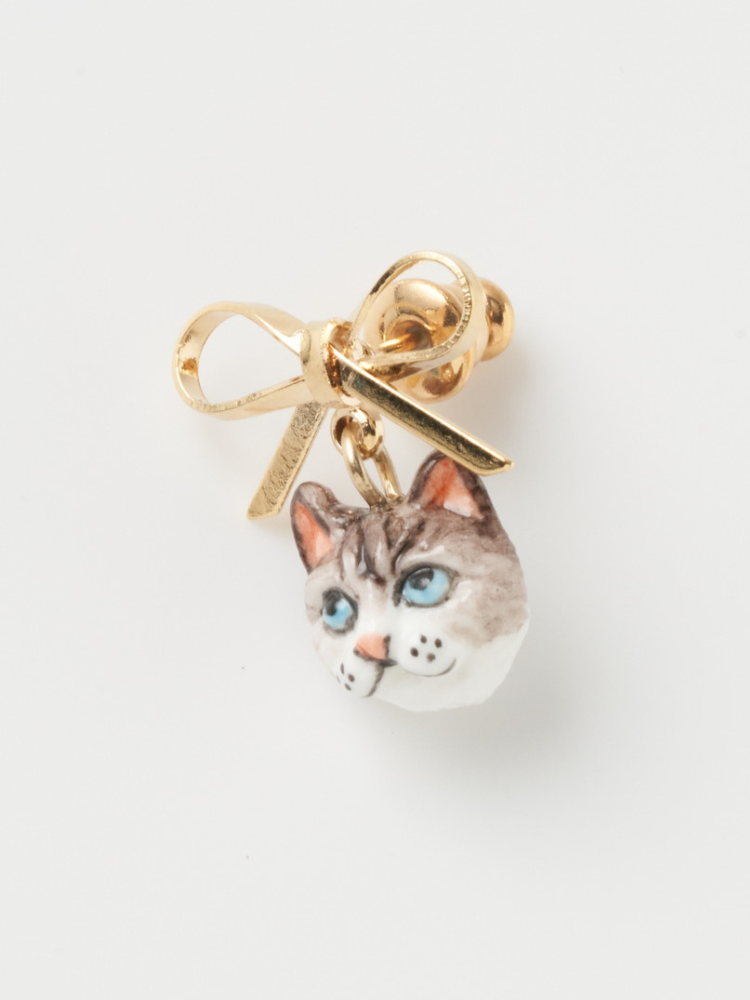 NACH ナッシュ Bow ＆Ragdoll Head Cat ピアス　動物アクセサリー　（両耳）