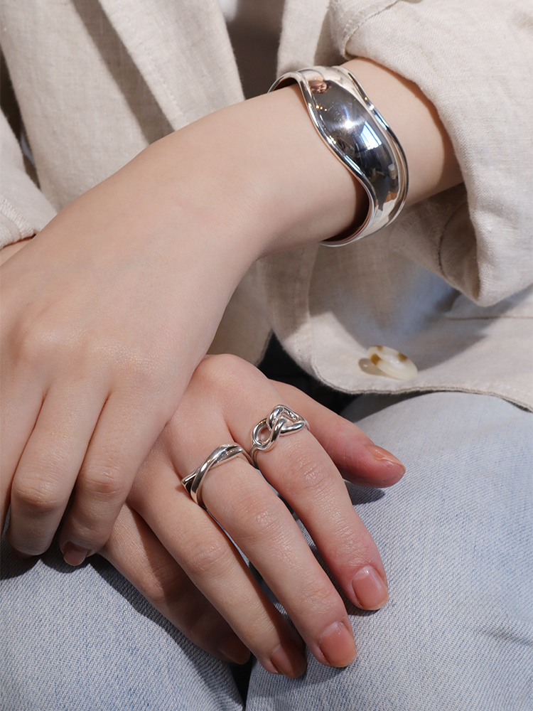 NINA&JULES ニナエジュール Knotted リング – CALIDA NINA&JULES ニナエジュール Knotted リング – CALIDA