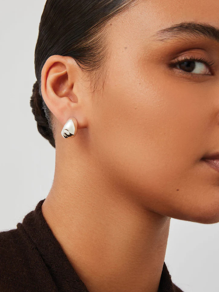 ＜予約販売＞　6月上旬頃お届け予定  JENNY BIRD ジェニーバード Small Nelle Hoops ピアス