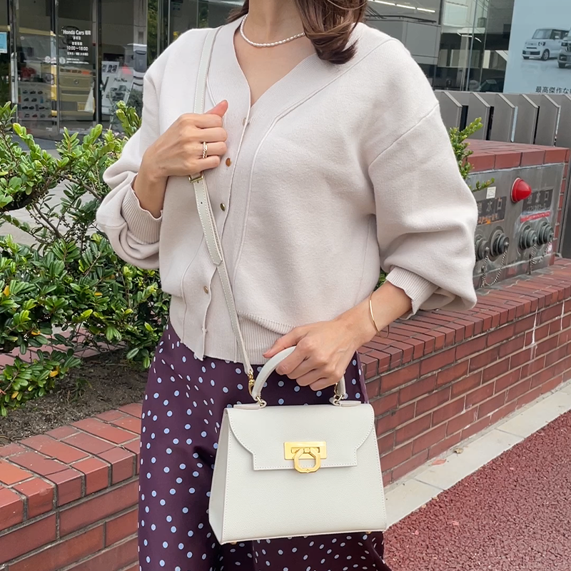 CARBOTTI カルボッティ ERIKA445 ハンドバッグ レザー バッグ – CALIDA CARBOTTI カルボッティ ERIKA445 ハンドバッグ レザー バッグ – CALIDA