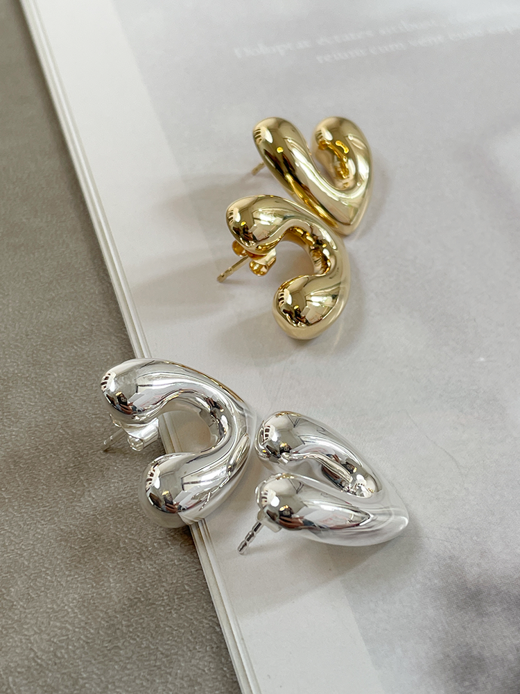 ANNIKA INEZ アニカイネズ OPEN HEART ピアス ハート – CALIDA ANNIKA INEZ アニカイネズ OPEN HEART ピアス ハート – CALIDA