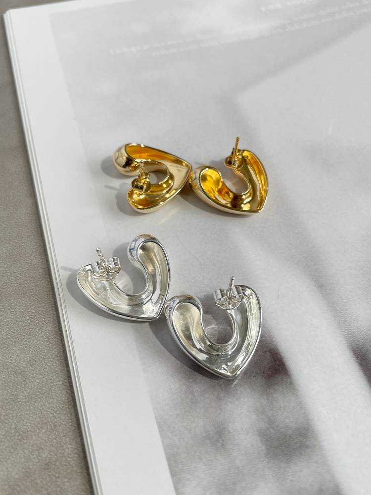 ANNIKA INEZ アニカイネズ OPEN HEART ピアス ハート – CALIDA ANNIKA INEZ アニカイネズ OPEN HEART ピアス ハート – CALIDA