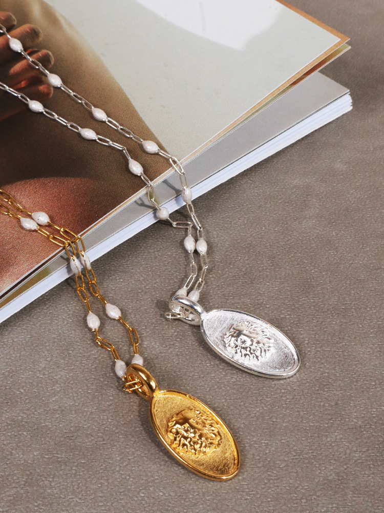 HERMINA ATHENS ヘルミーナアセン LEO OVAL コイン ネックレス HERMINA ATHENS ヘルミーナアセン LEO OVAL コイン チャーム
