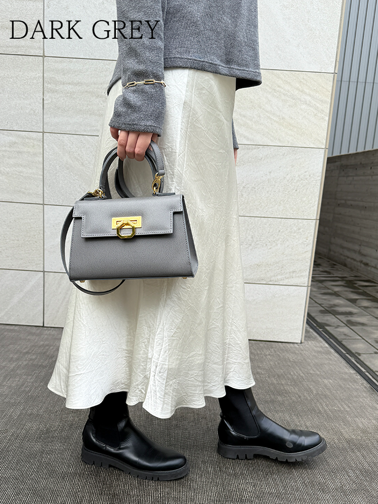 CARBOTTI カルボッティ GRETA245 ハンドバッグ レザー バッグ CARBOTTI カルボッティ GRETA245 ハンドバッグ レザー バッグ