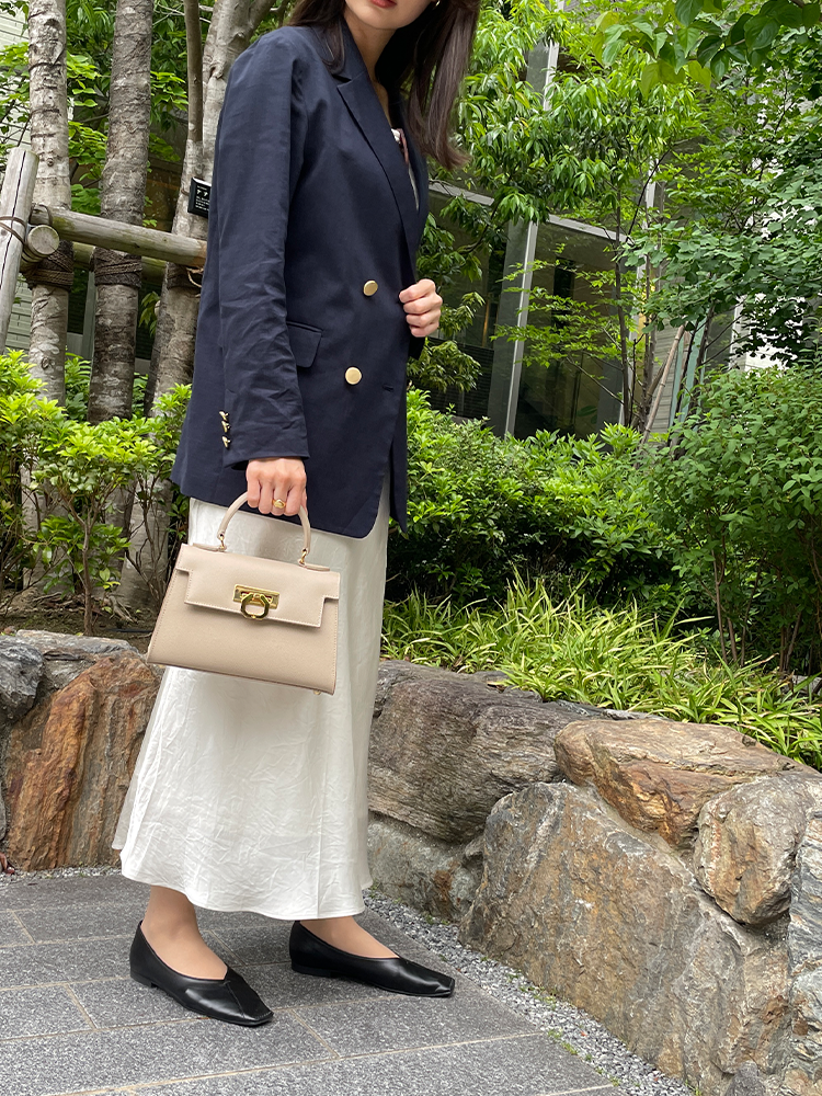 CARBOTTI カルボッティ GRETA245 ハンドバッグ レザー バッグ – CALIDA CARBOTTI カルボッティ GRETA245 ハンドバッグ レザー バッグ – CALIDA